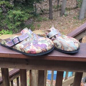 Colorful Patterned CALCEO Clogs